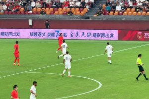 博主：我在现场捕捉到了韦世豪暴怒的原因，对面20号太坏了